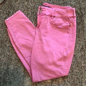 Torrid 20T Faded Red Jeans